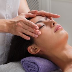 woman-massagist-make-face-lifting-massage-in-spa-pk5q6u8-5760x3840